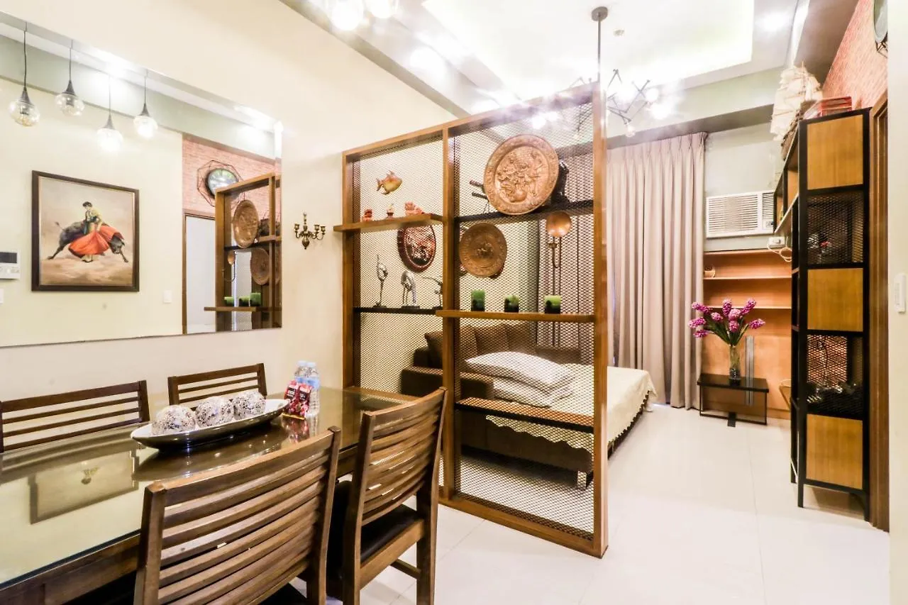 Prs At One Palm Tree Villa Near Airport Manila 0*,  Filipinas